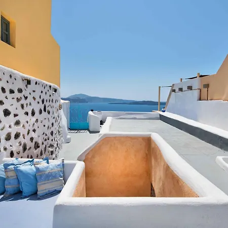 Everblue Cave House By Thireon Villa *