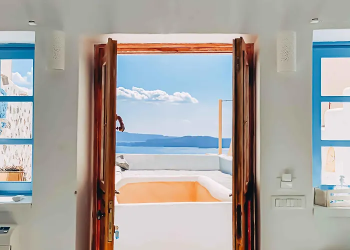 Everblue Cave House By Thireon